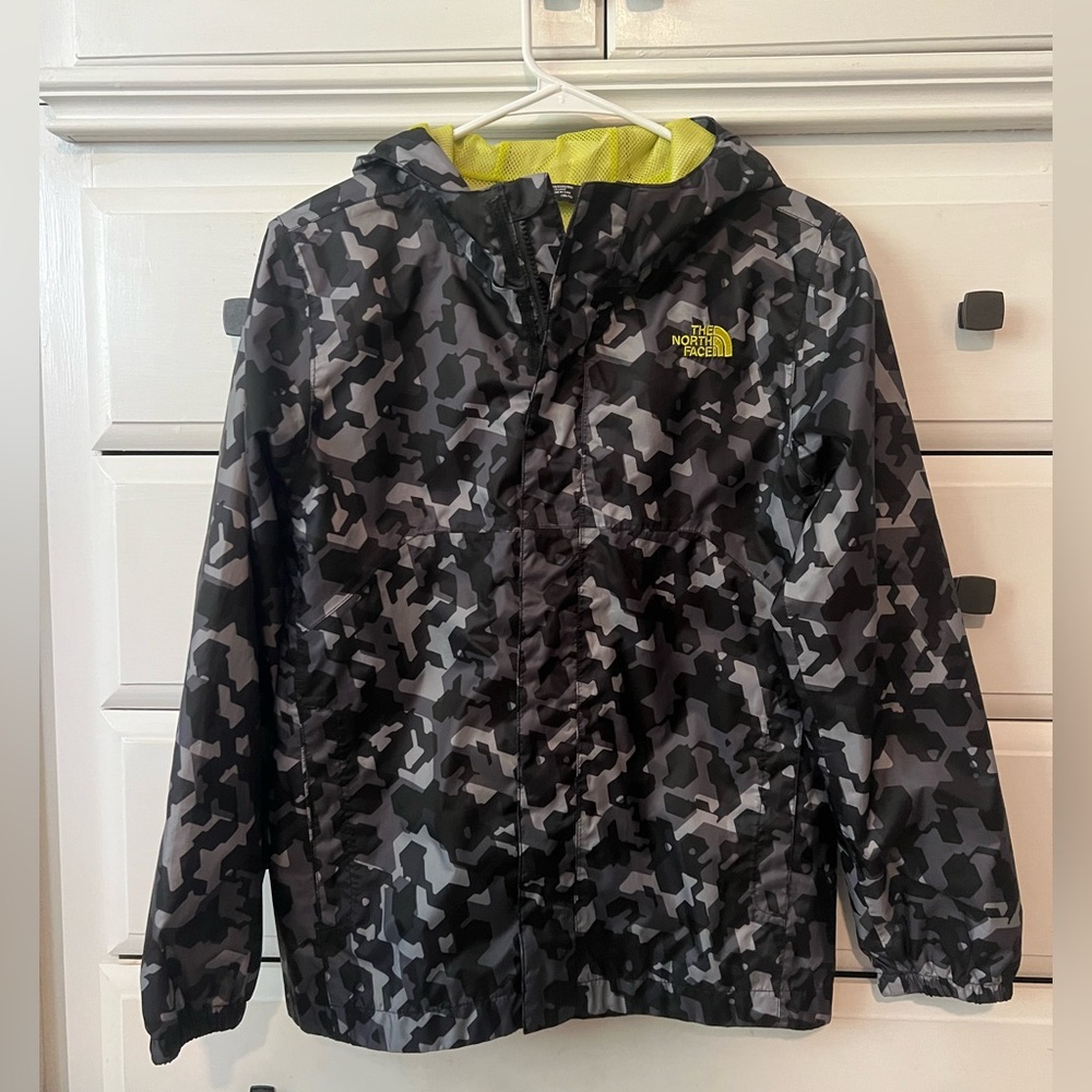 The North Face boys windbreaker - size LG (14/16)